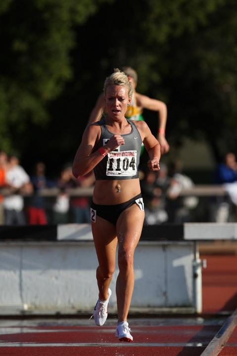 2010 Stanford Invite-College-076.JPG - 2010 Stanford Invitational, March 26-27, Cobb Track and Angell Field, Stanford,CA.